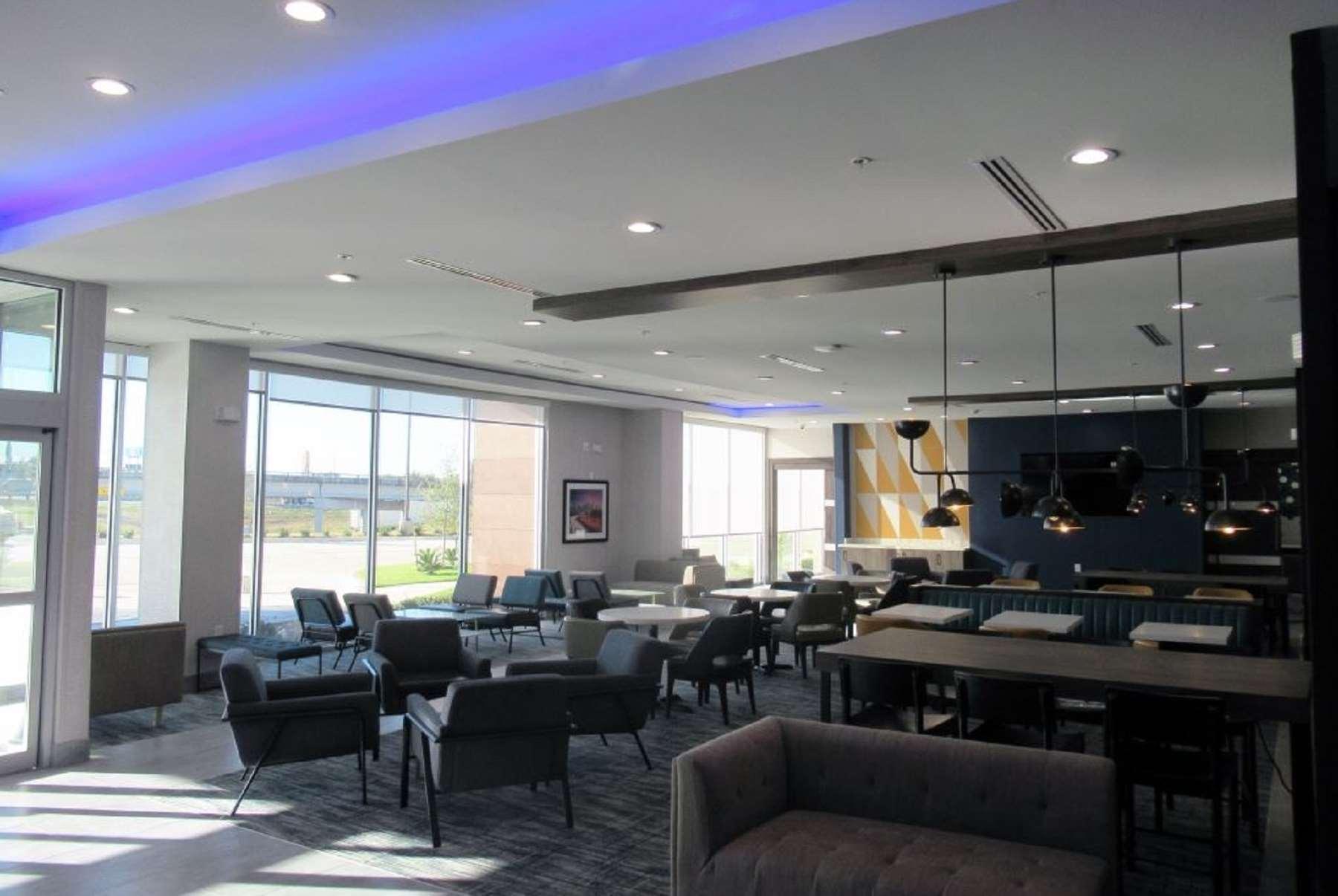 La Quinta Inn & Suites By Wyndham Dallas/Fairpark מראה חיצוני תמונה